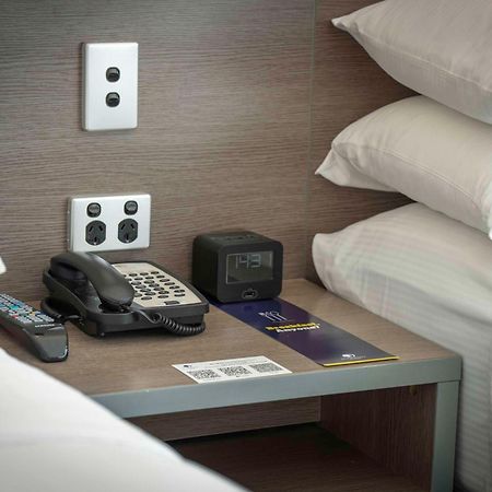 Doubletree By Hilton Cairns Hotel Kültér fotó
