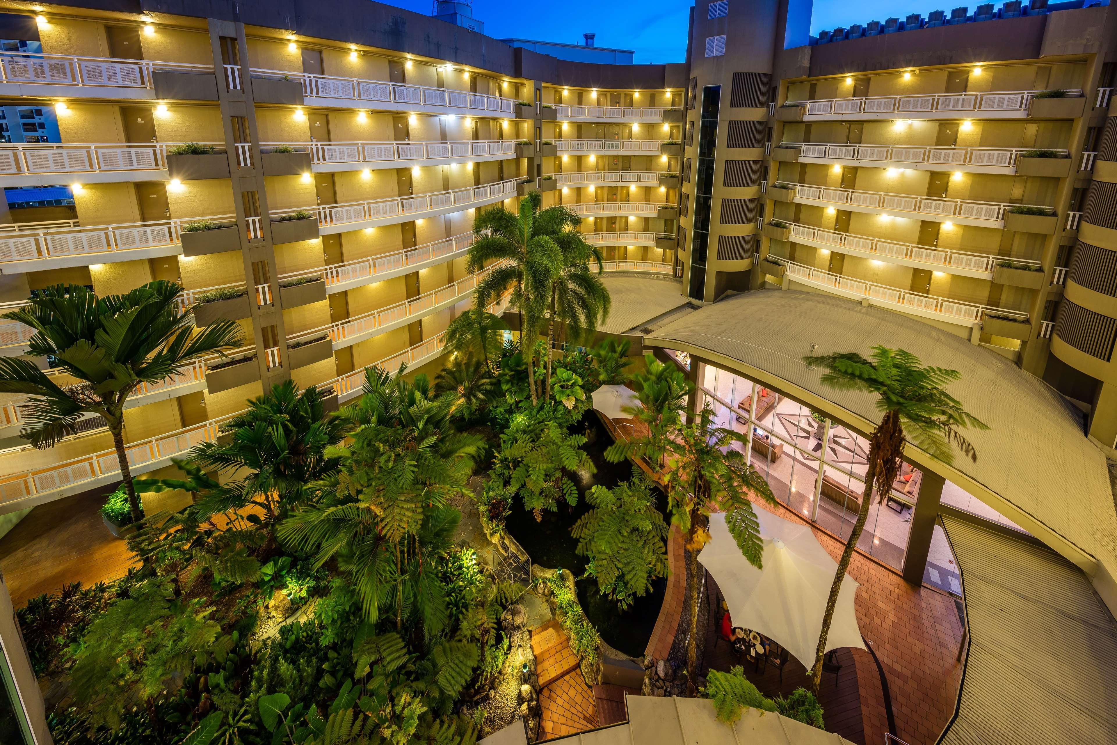 Doubletree By Hilton Cairns Hotel Kültér fotó